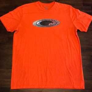 Men’s Oakley T-shirt